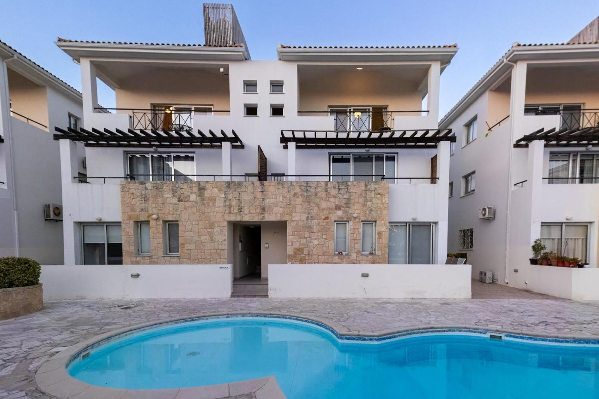Nefeli Blue-Horizon 2B, Pool, Suites, Big Balconies Paphos 外观 照片