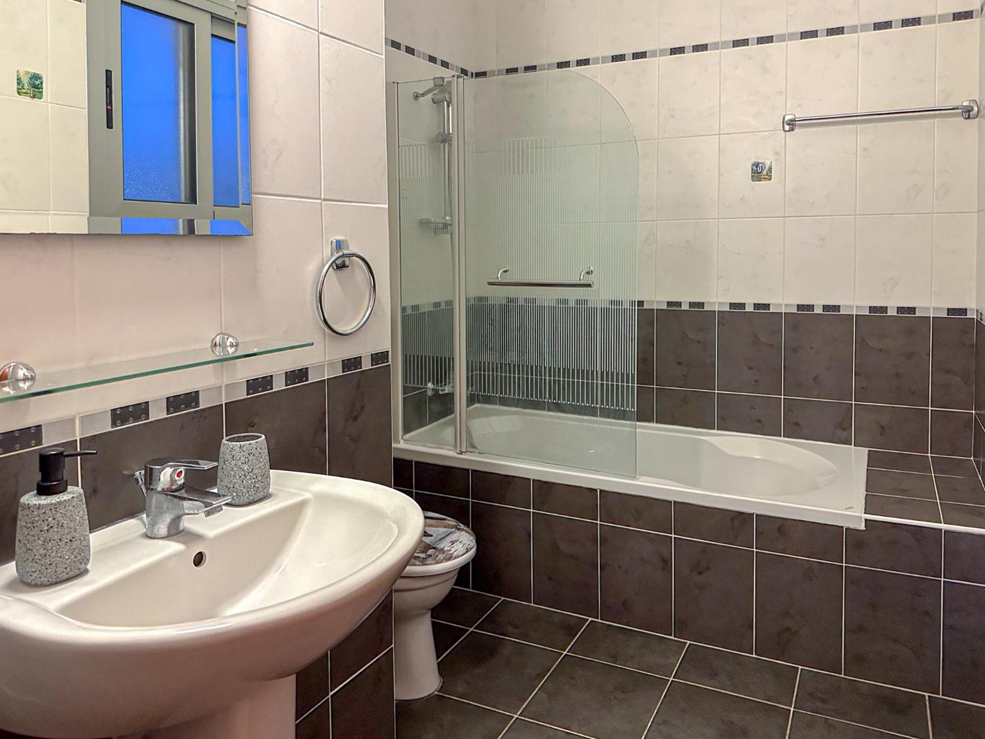 Nefeli Blue-Horizon 2B, Pool, Suites, Big Balconies Paphos 外观 照片